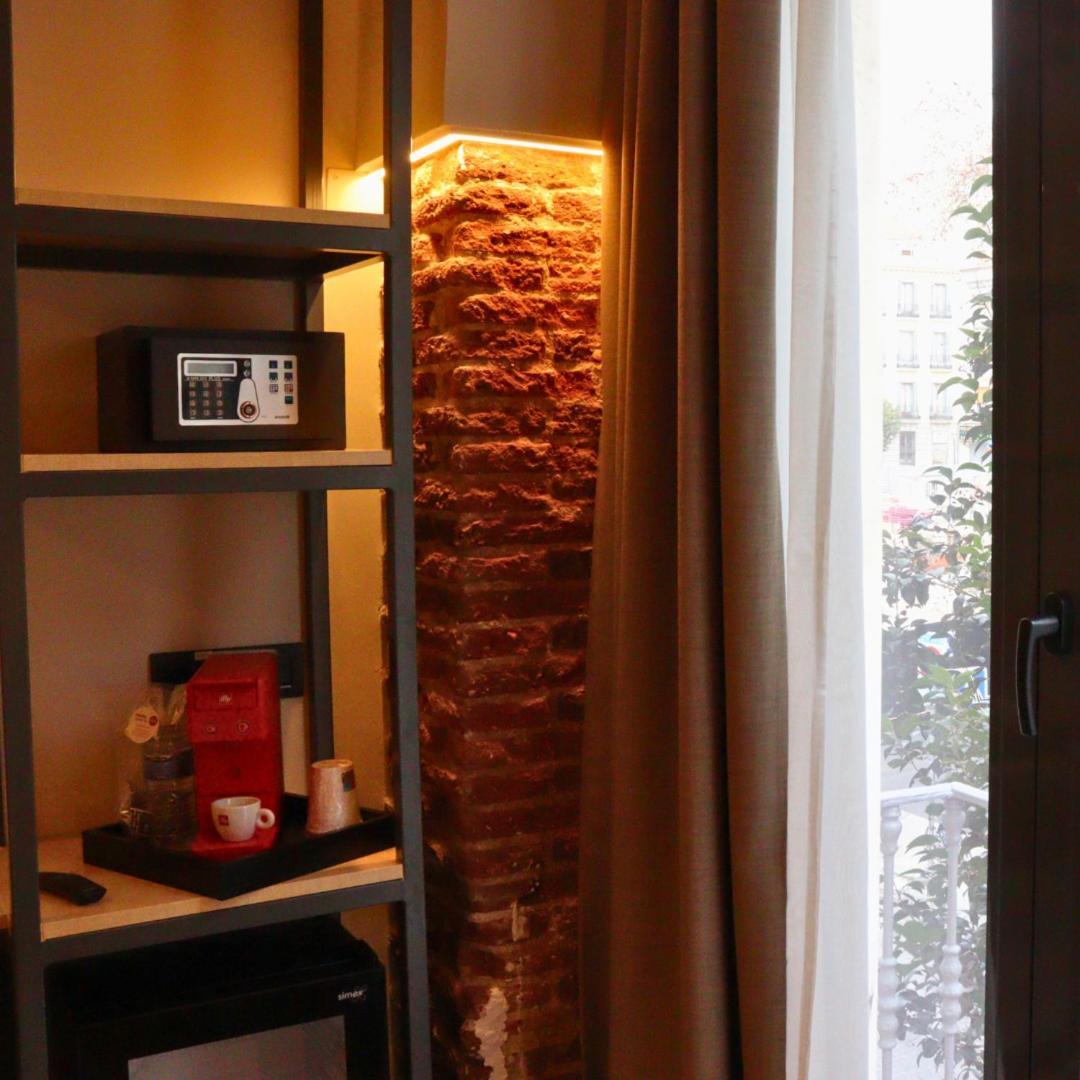 Hostal La Rua-Montera มาดริด ภายนอก รูปภาพ