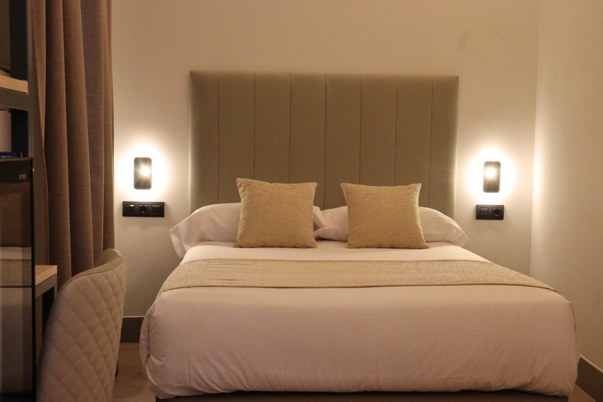 Hostal La Rua-Montera มาดริด ภายนอก รูปภาพ